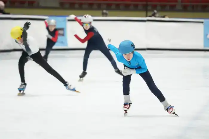 Лучшие участники чемпионата по шорт-треку в Астане 2023