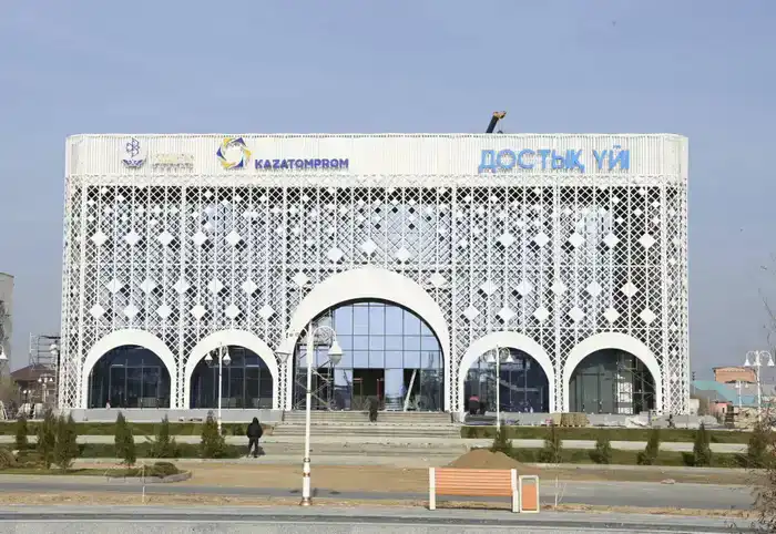 Проверен ход работ на строительных площадках (4)