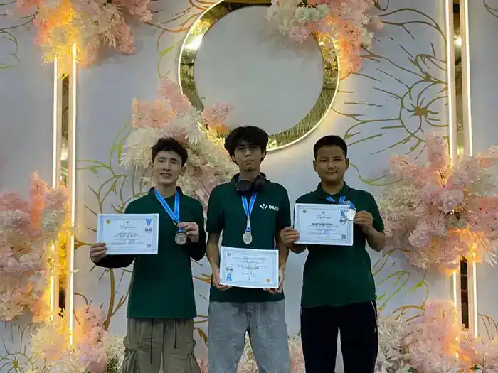 Карагандинские школьники завоевали медали всех достоинств на XVII Евразийской олимпиаде по информатике (2)