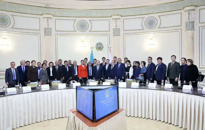 Заместитель акима Алматы Абзал Нукенов встретился с руководителями вузов (3)