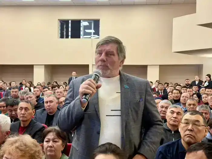 Аким области с рабочей поездкой посетил Акжарский район (3)