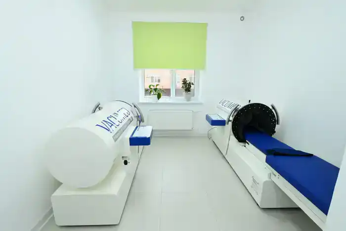 Глава региона осмотрел новую пристройку к центральной больнице (3)