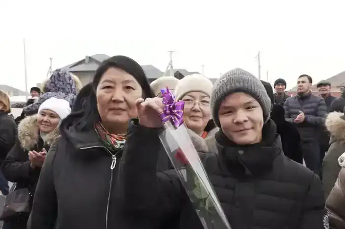 Новый год – в новых квартирах: жители области Жетісу празднуют новоселье (7)