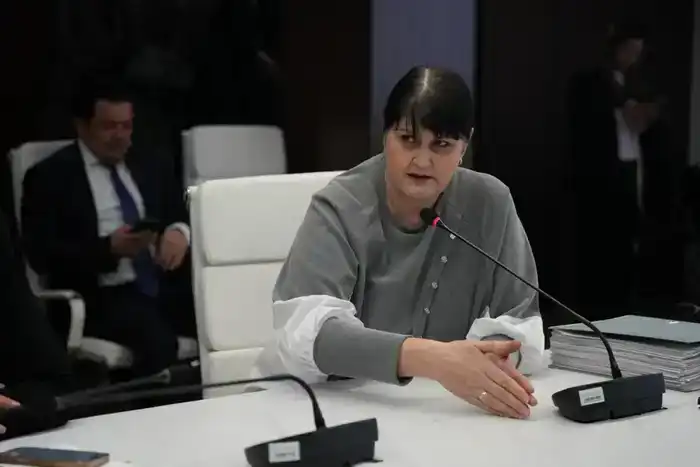 Приём граждан министром юстиции РК Ерланом Сарсембаевым в Астане