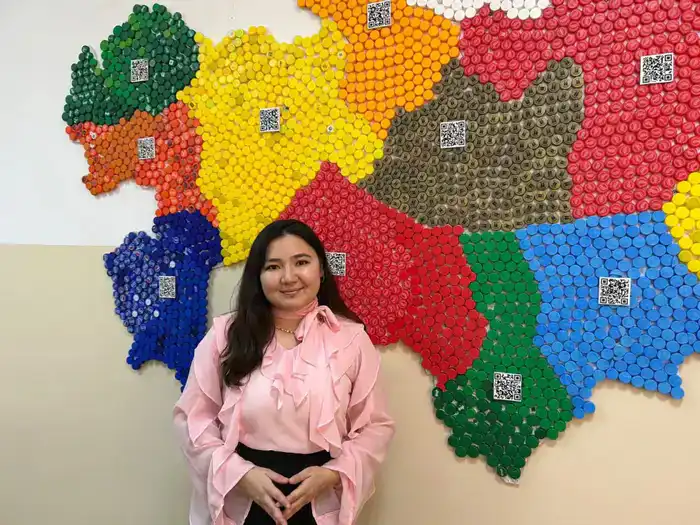 экокарта Казахстана из пластиковых крышек учениками школы-лицея № 48