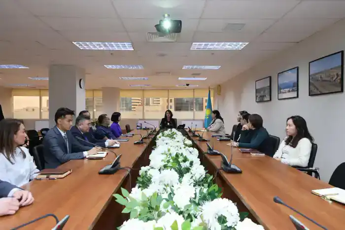 В Министерстве транспорта РК состоялся совместный семинар-тренинг (2)