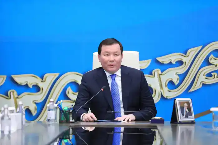 Актобе поддерживает писателей грантом «Қазына»