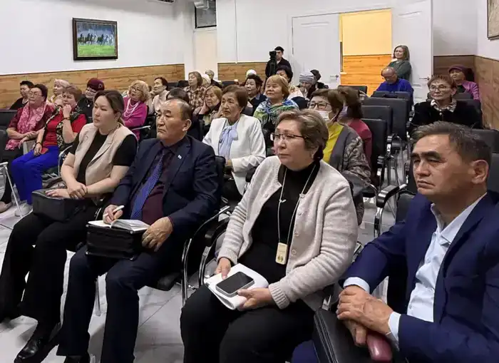 Пенсионеры Астаны вносят вклад в общество через волонтерскую деятельность