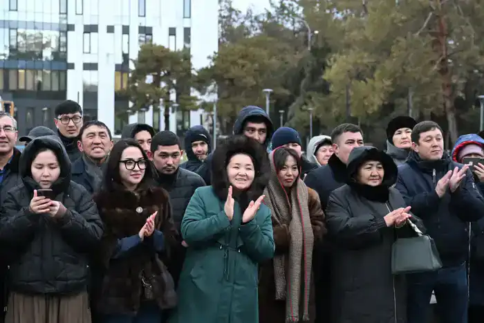 Учреждения культуры Жетісу получили ключи от автомобилей (7)