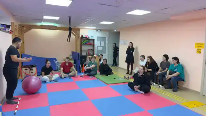 В Караганде стартовали бесплатные курсы для родителей детей с РАС и ЗПРР