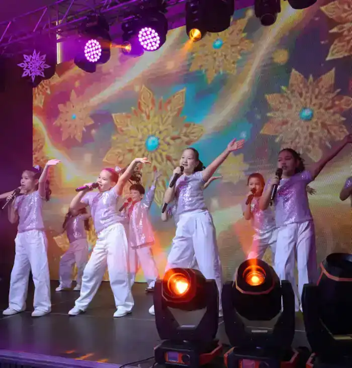 Новогодняя елка от имени Президента страны прошла в Павлодаре (4)