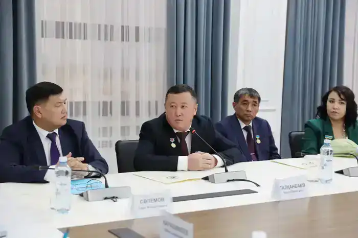 Награды педагогам Жамбылской области