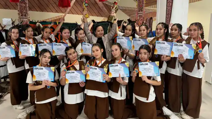 Танцевальные ансамбли из Актогайского района стали обладателями Гран-при на республиканском конкурсе в Туркестане