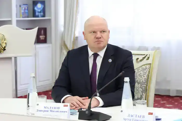 Дмитрий Малахов подчеркнул важность правовой защиты в борьбе с коррупцией на круглом столе