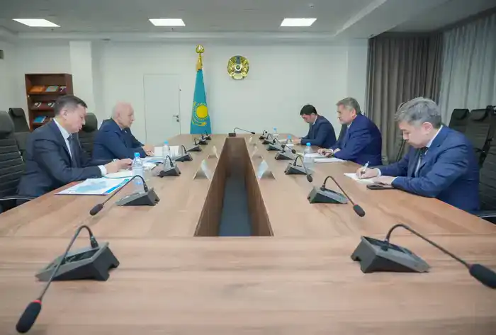 Мосты знаний: Министр науки РК и Тюркская академия строят совместное будущее