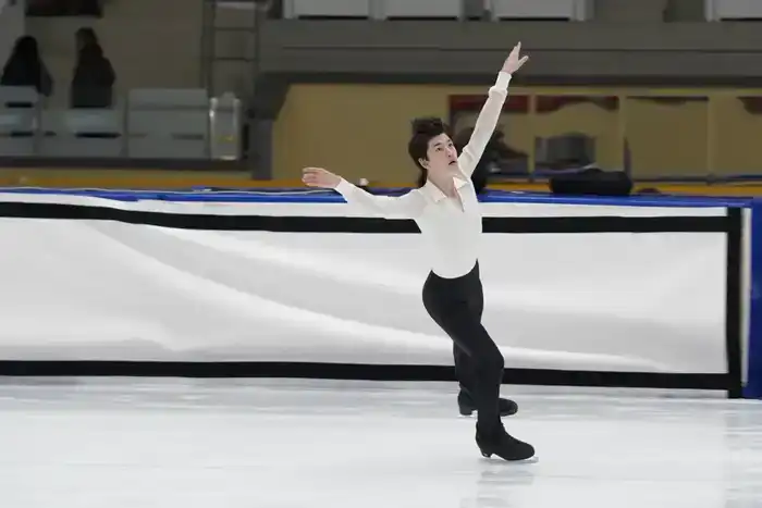 В Астане юниоры соревнуются в фигурном катании (6)