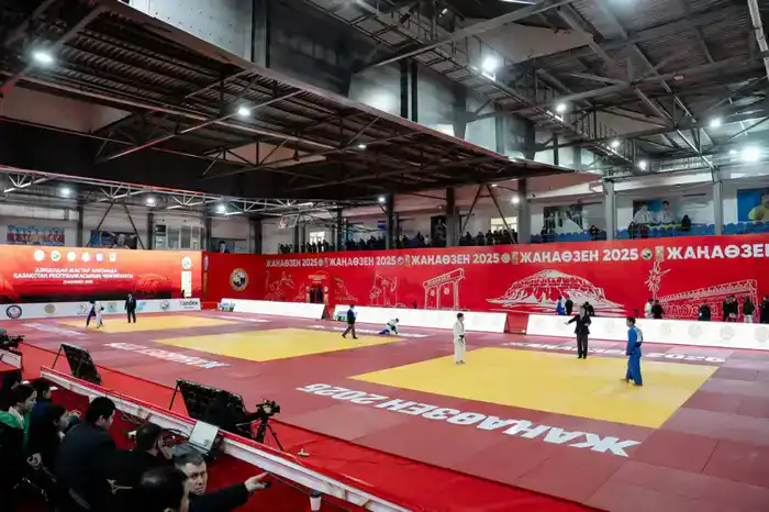 В Жанаозене развивается социальная инфраструктура: итоги рабочей поездки акима Мангистауской области (2)