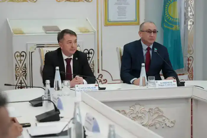 Министр юстиции Ерлан Сарсембаев принял участие в круглом столе «Антикоррупционная устойчивость и конституционные права человека: формула “Закон и Порядок”» (8)