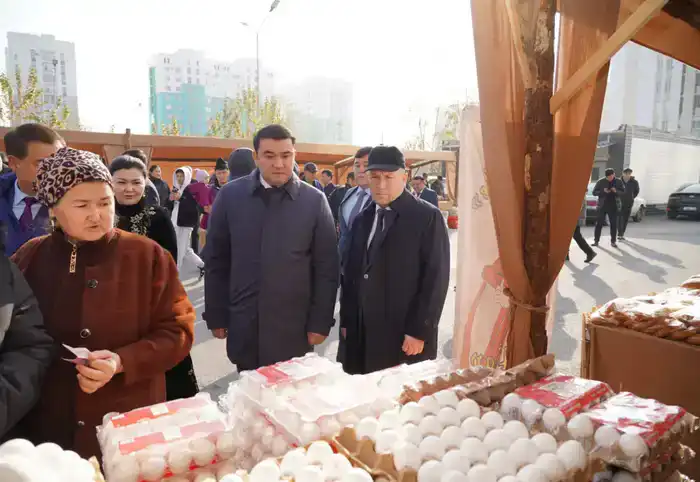 В ТУРКЕСТАНСКОЙ ОБЛАСТИ ПОЧЕТНЫМИ ЗНАКАМИ ОТМЕТИЛИ РАБОТНИКОВ СЕЛЬСКОГО ХОЗЯЙСТВА (5)