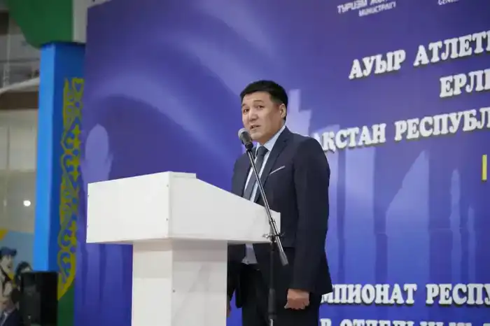 Чемпионат Казахстана по тяжелой атлетике стартовал в Астане с участием 177 спортсменов