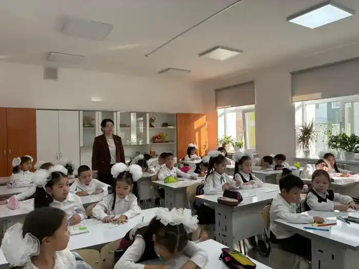 Шымкент: Молодежь и волонтёры сажают семена чистоты в рамках акции «Таза Қазақстан»