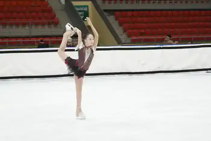 В Астане юниоры соревнуются в фигурном катании (2)