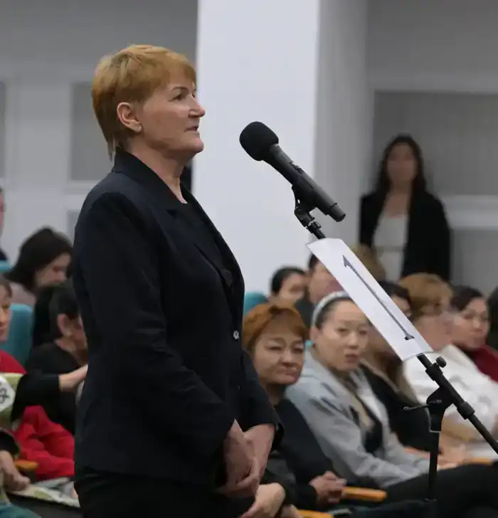 Сегодня аким области Асаин Байханов встретился с жителями Щербактинского района и обсудил актуальные вопросы (10)