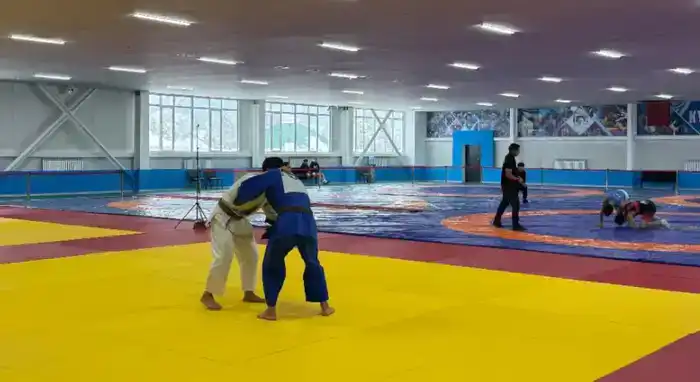 В отдаленном селе Лепсы области Жетісу открыли спорткомплекс с общежитием (2)