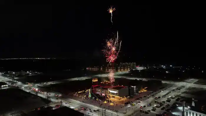 Косшы зажгла первую новогоднюю елку