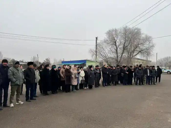 В отдалённом селе Таскарасу Уйгурского района запущен газопровод (2)