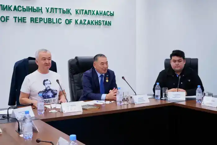 Презентация книги «Край Шести городов» в Алматы: объединение историков и писателей в культурном диалоге Шымкенте