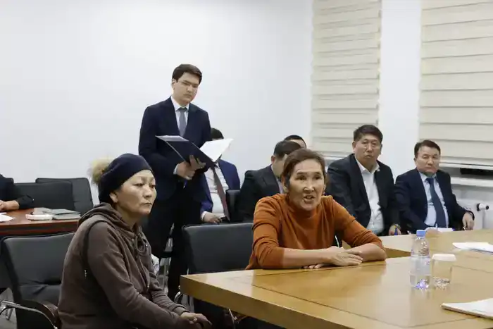 Диалог с судьбой: Аким области выслушал граждан о реабилитации и жилищных переменах