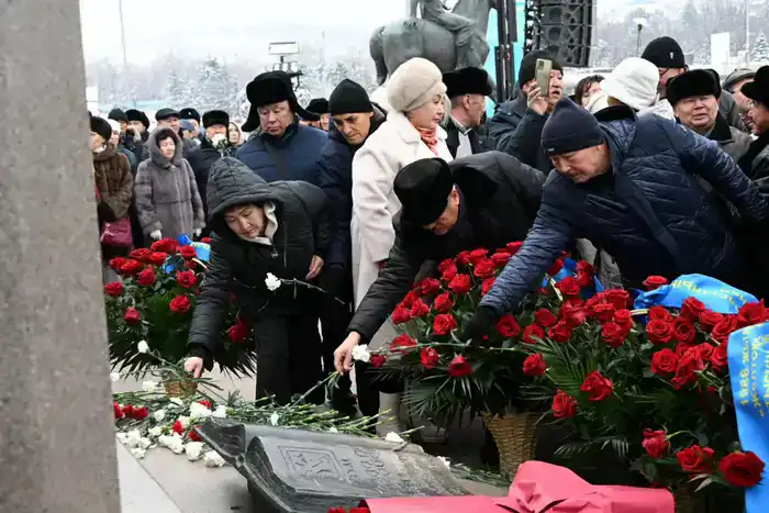 Программа патриотических мероприятий в Алматы: воспитание молодёжи через лекции и турниры