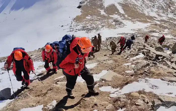 Спасатели МЧС напоминают о безопасности в зимних горах