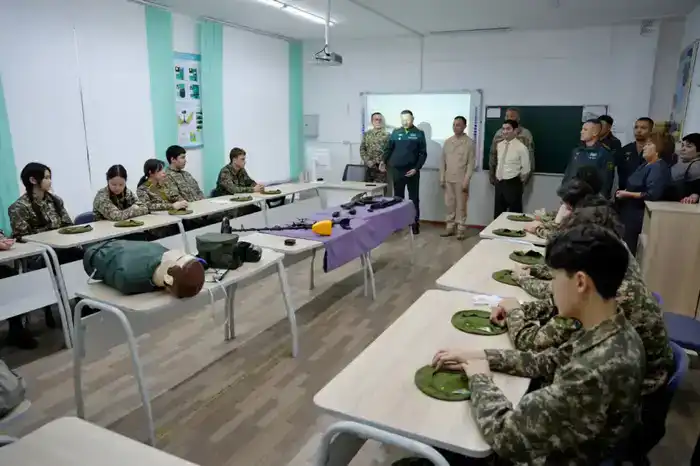 В Казахстане обновлены правила НВП: армия усиливает подготовку допризывников (4)