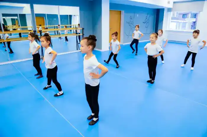 Количество построенных в Астане школ «Келешек мектеп» достигло рекордного уровня (7)