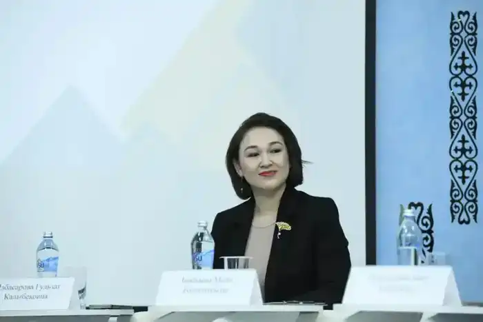 «Юный лидер»: масштабный форум о волонтерстве прошел в Астане (2)