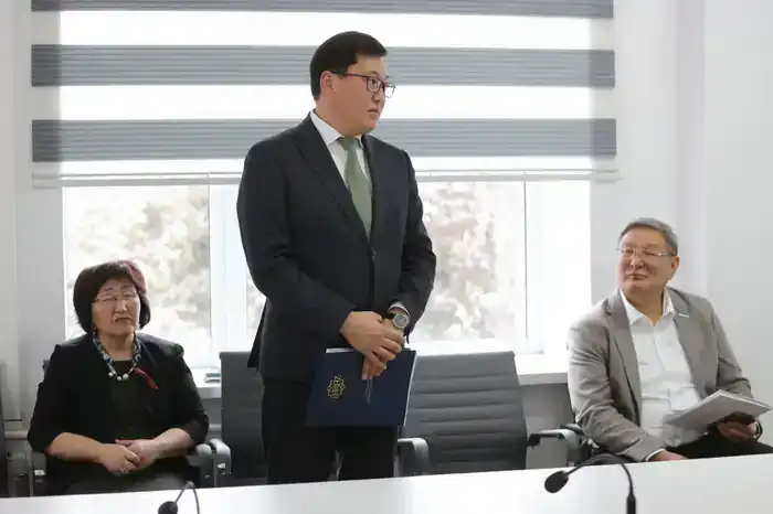 Как встреча с Карашукеевым изменила судьбы жамбылцев?