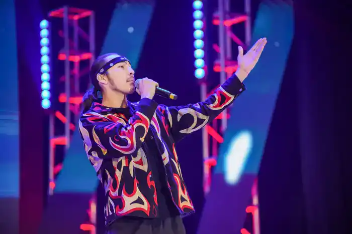 «Лидер года – 2025»: В ЗКО наградили активную молодежь (2)