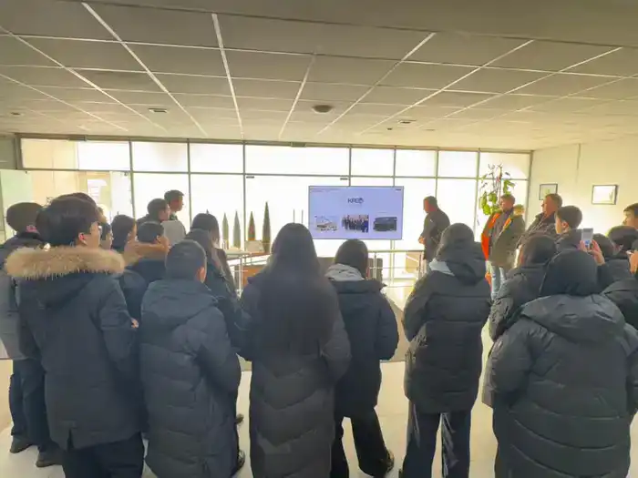 Министерство промышленности и строительства провело экскурсию для учащихся школы-лицея Binom имени Алихана Бокейхана (3)