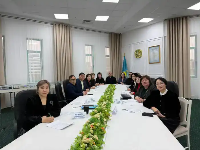 Презентован совместный фотоальбом архивистов Казахстана и Беларуси (3)