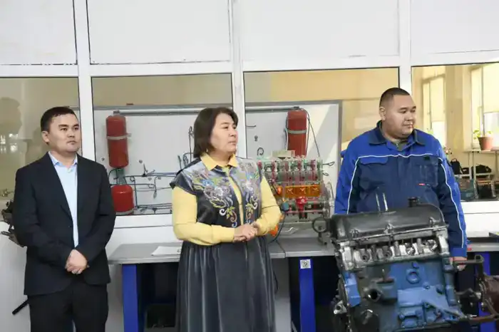 Конкурс слесарей среди студентов в Астане