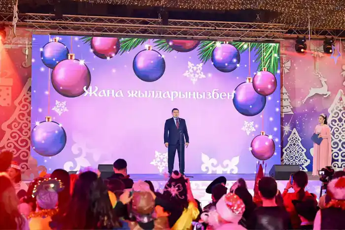 Президентская новогодняя елка в Семее: поддержка детей и укрепление социальной сплоченности