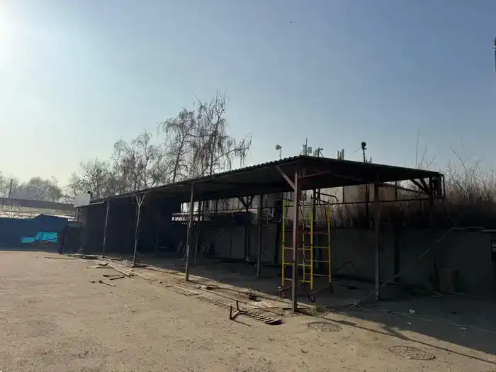 В Алматы под снос попала очередная автомойка (3)