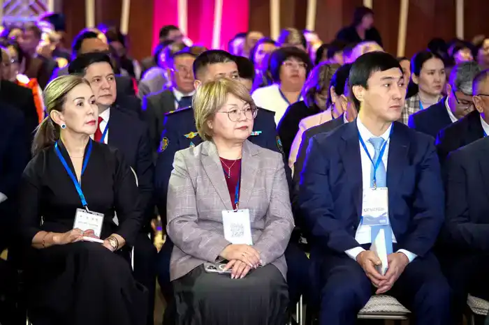 Казахстан занимает второе место в мире по уровню признания труда педагогов – министр просвещения Жулдыз Сулейменова (2)