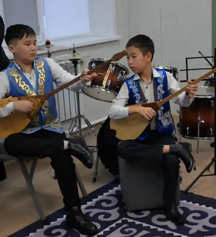 Дом культуры им. Шамши Калдаякова открыли в селе Жетекши (8)