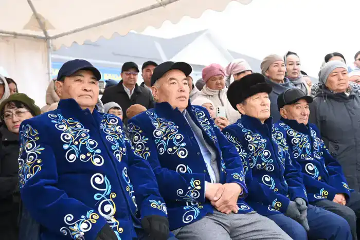 В Шиелийском районе вручили ключи от новых домов (4)