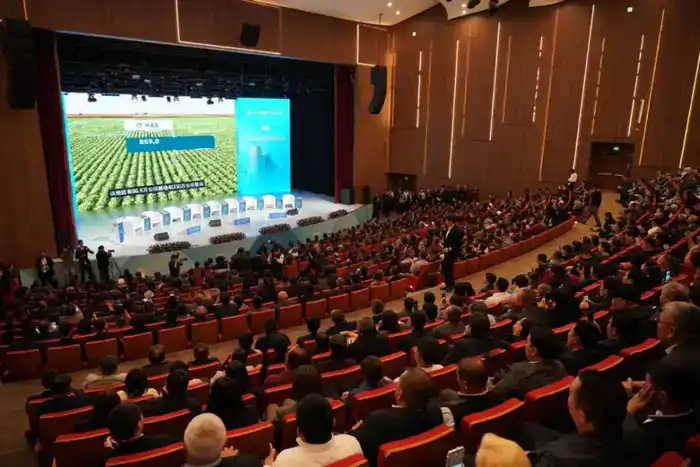 ?Генеральное консульство Казахстана в Сиане активно содействует расширению межрегионального инвестиционного сотрудничества (2)