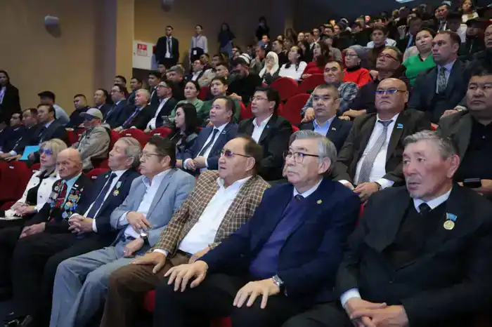 Нурдаулет Килыбай выслушал проблемы жителей города Актау (2)