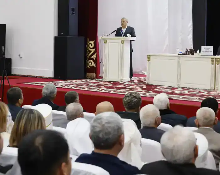 Обсуждение медленных темпов ремонта больницы поднимает вопросы о качестве подрядных работ и инфраструктуре здравоохранения в регионе